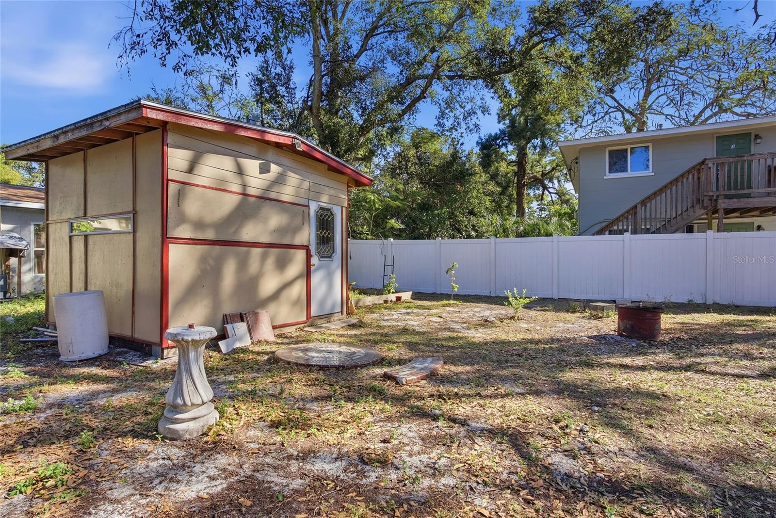 Image 19 of 27 For 1420 19th Avenue W