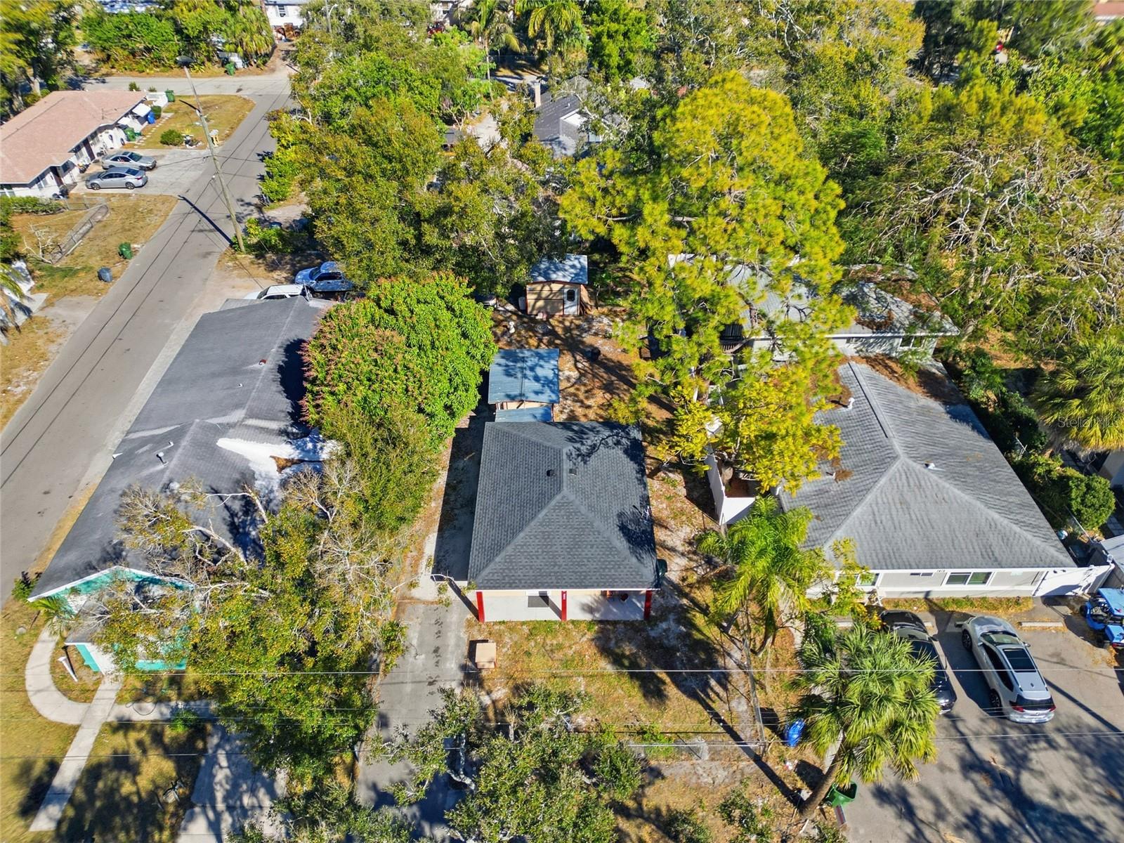 Image 21 of 27 For 1420 19th Avenue W