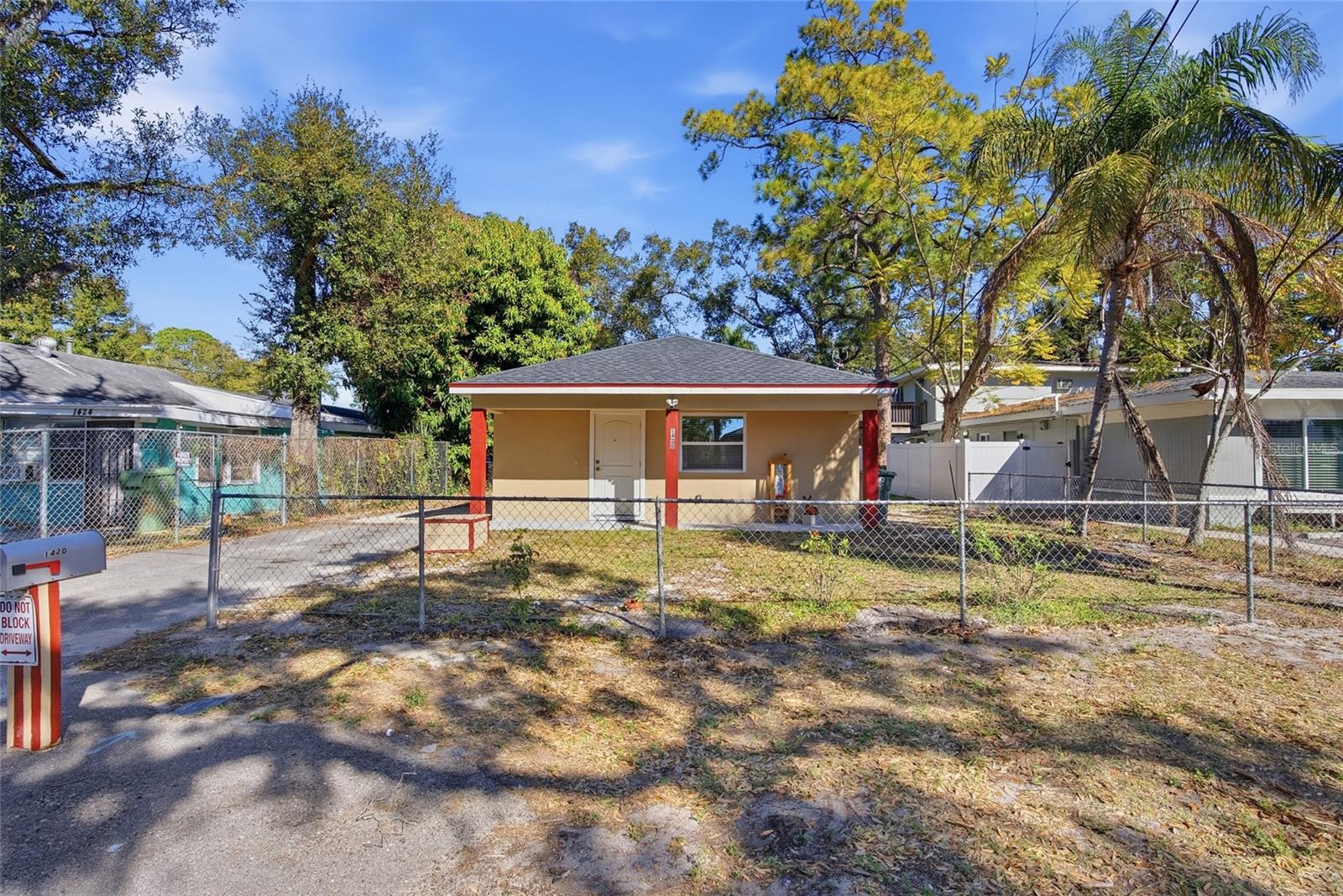 Image 6 of 27 For 1420 19th Avenue W