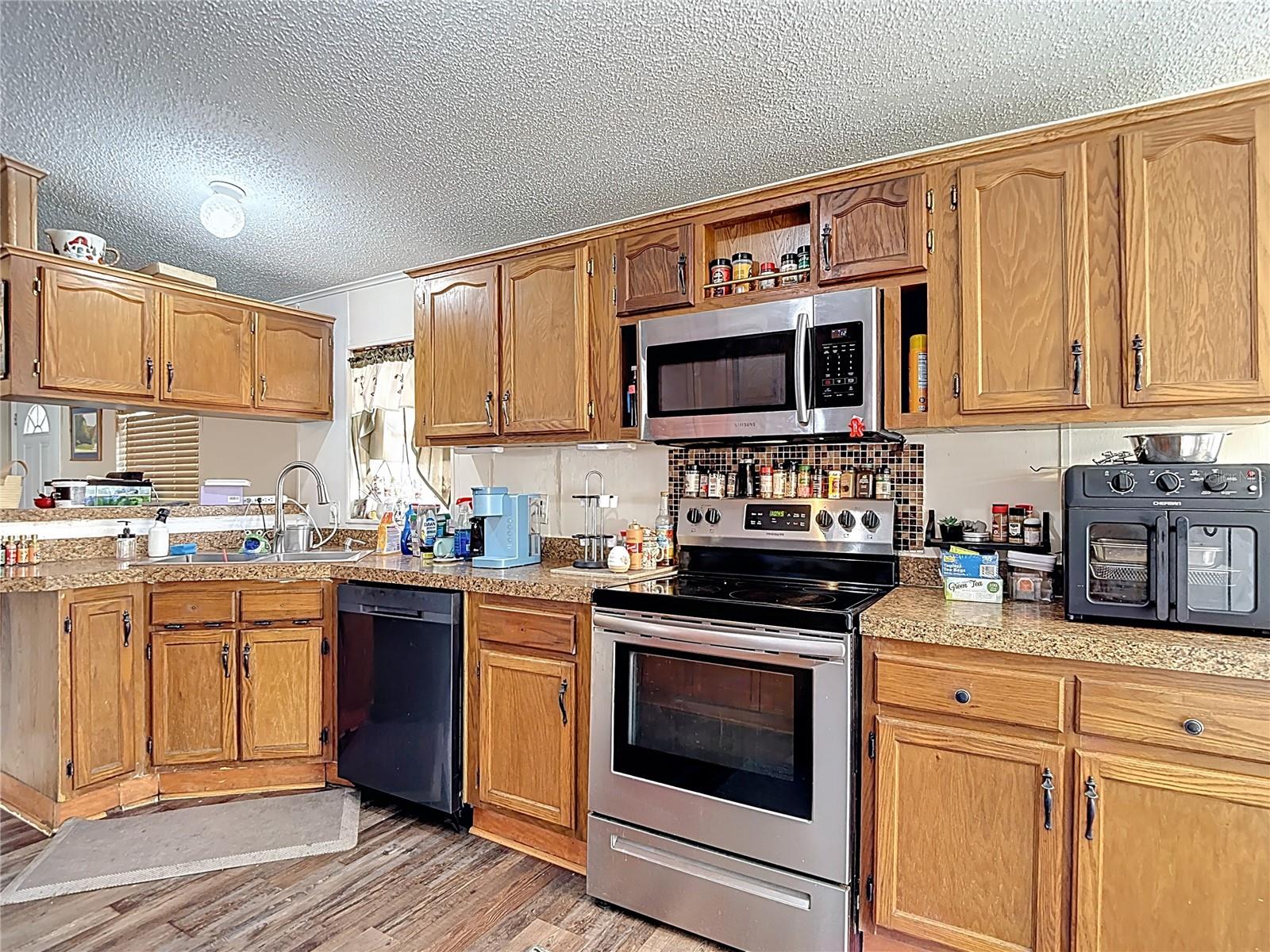 Image 15 of 62 For 9801 Upland Drive