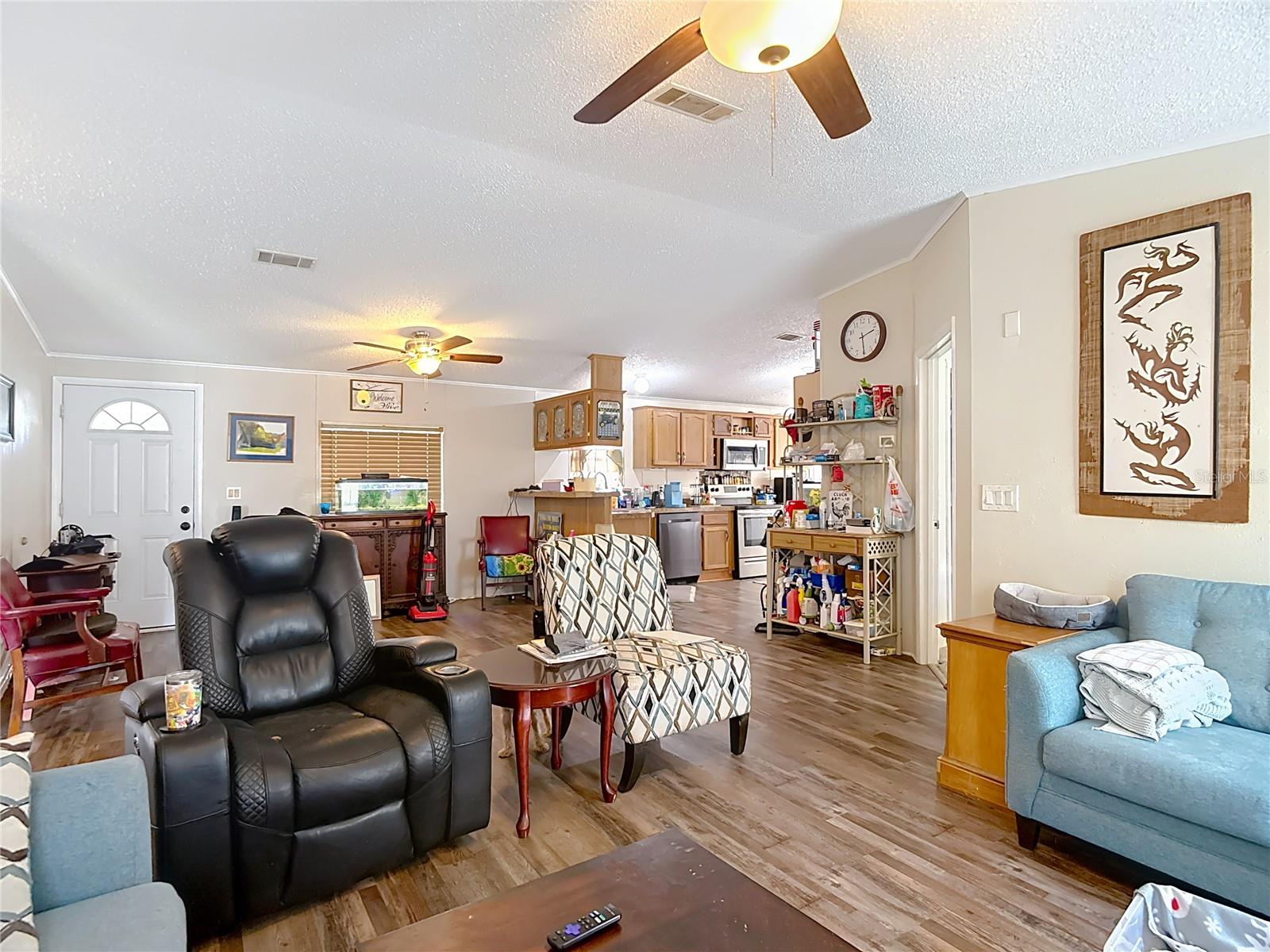 Image 7 of 62 For 9801 Upland Drive