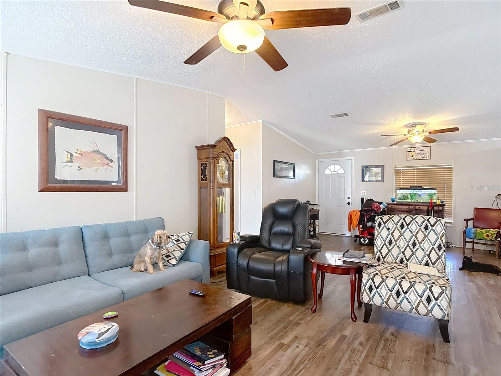 Image 8 of 62 For 9801 Upland Drive