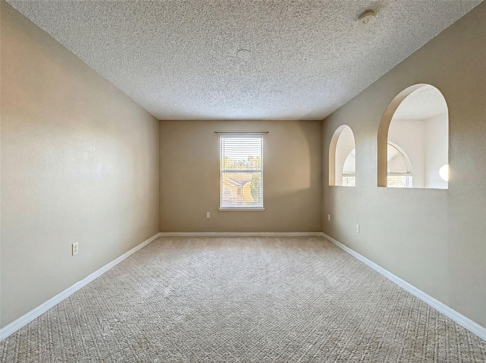 Image 25 of 52 For 3181 Deltona Boulevard