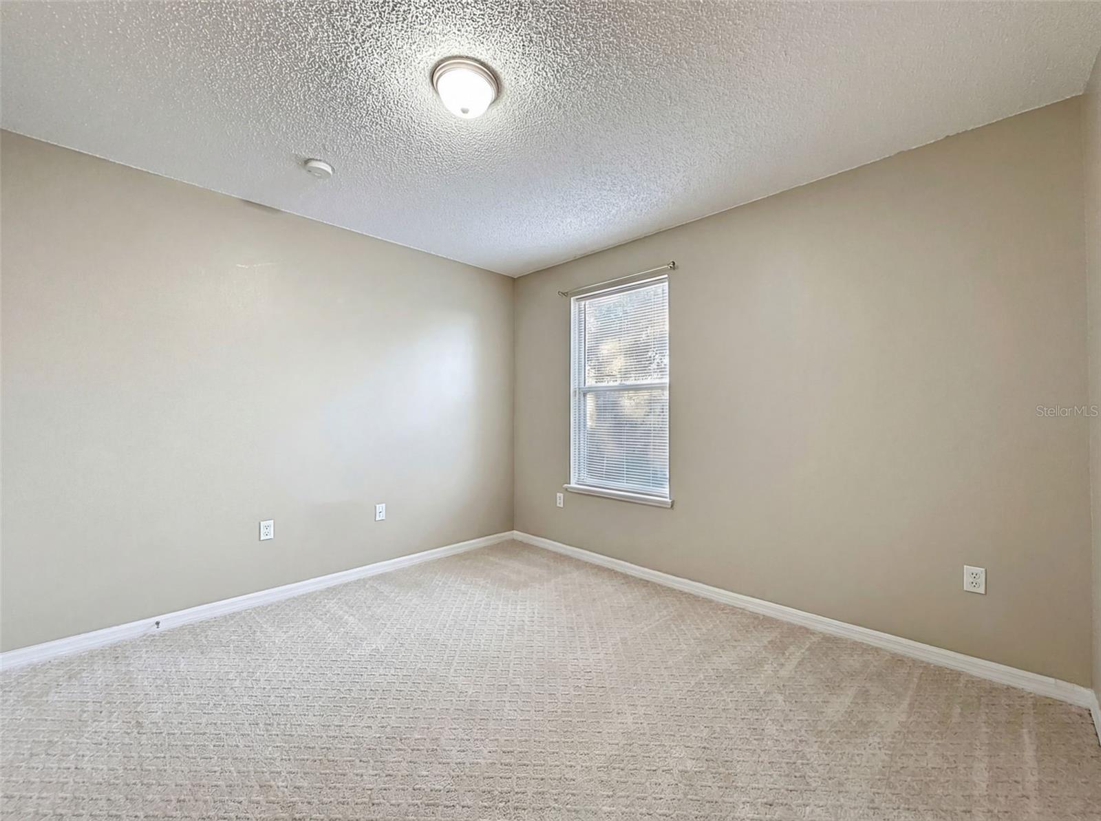 Image 28 of 52 For 3181 Deltona Boulevard