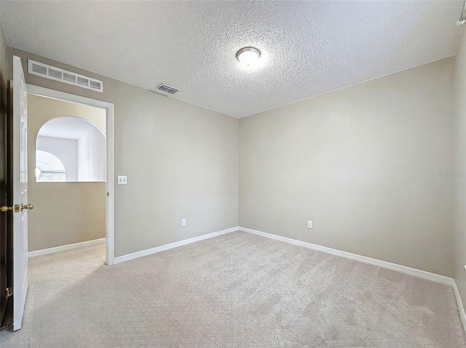 Image 30 of 52 For 3181 Deltona Boulevard