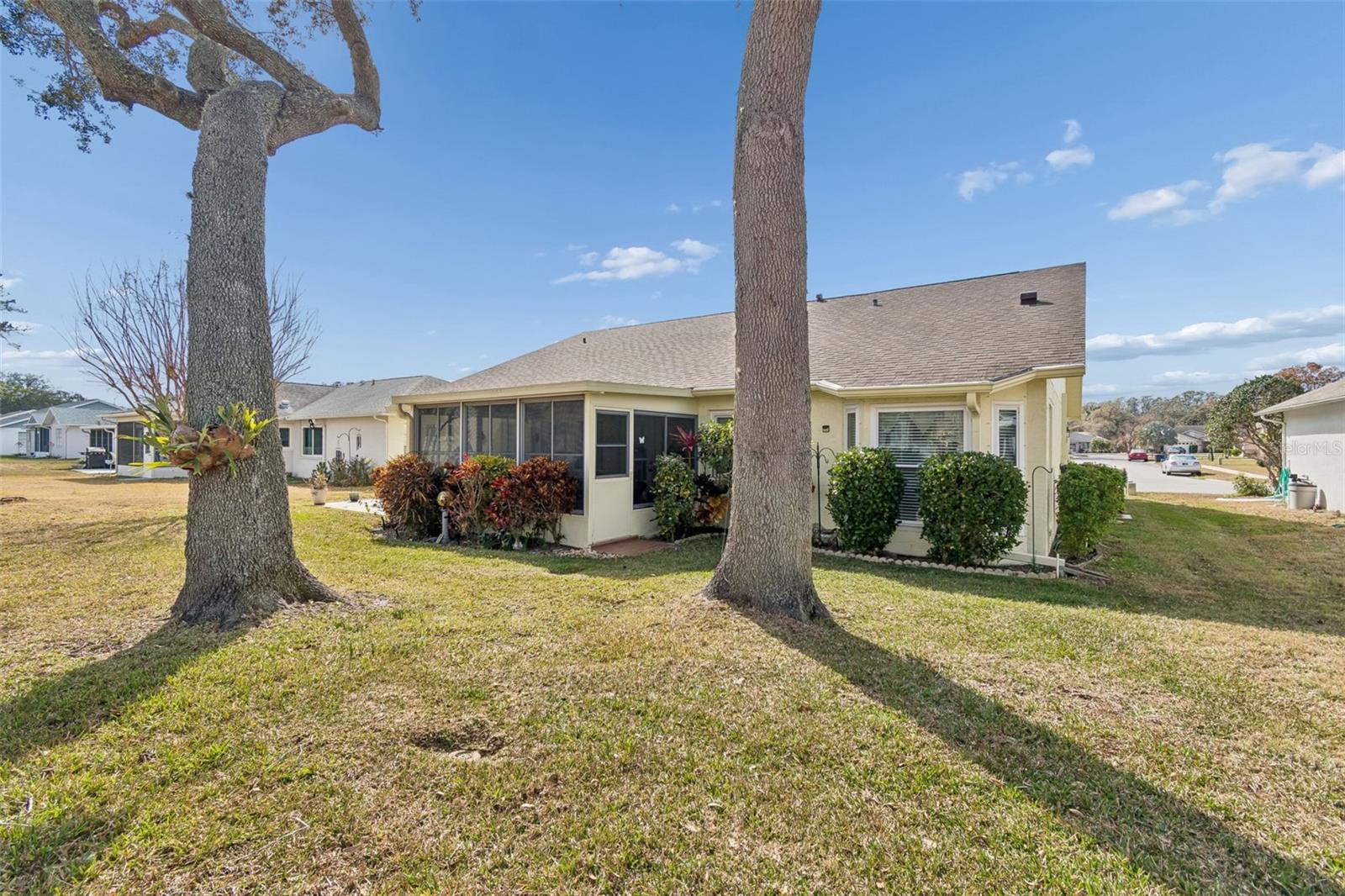 Image 24 of 37 For 4736 Portland Manor Drive