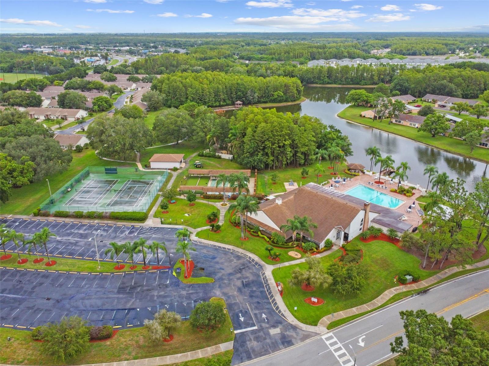 Image 31 of 37 For 4736 Portland Manor Drive