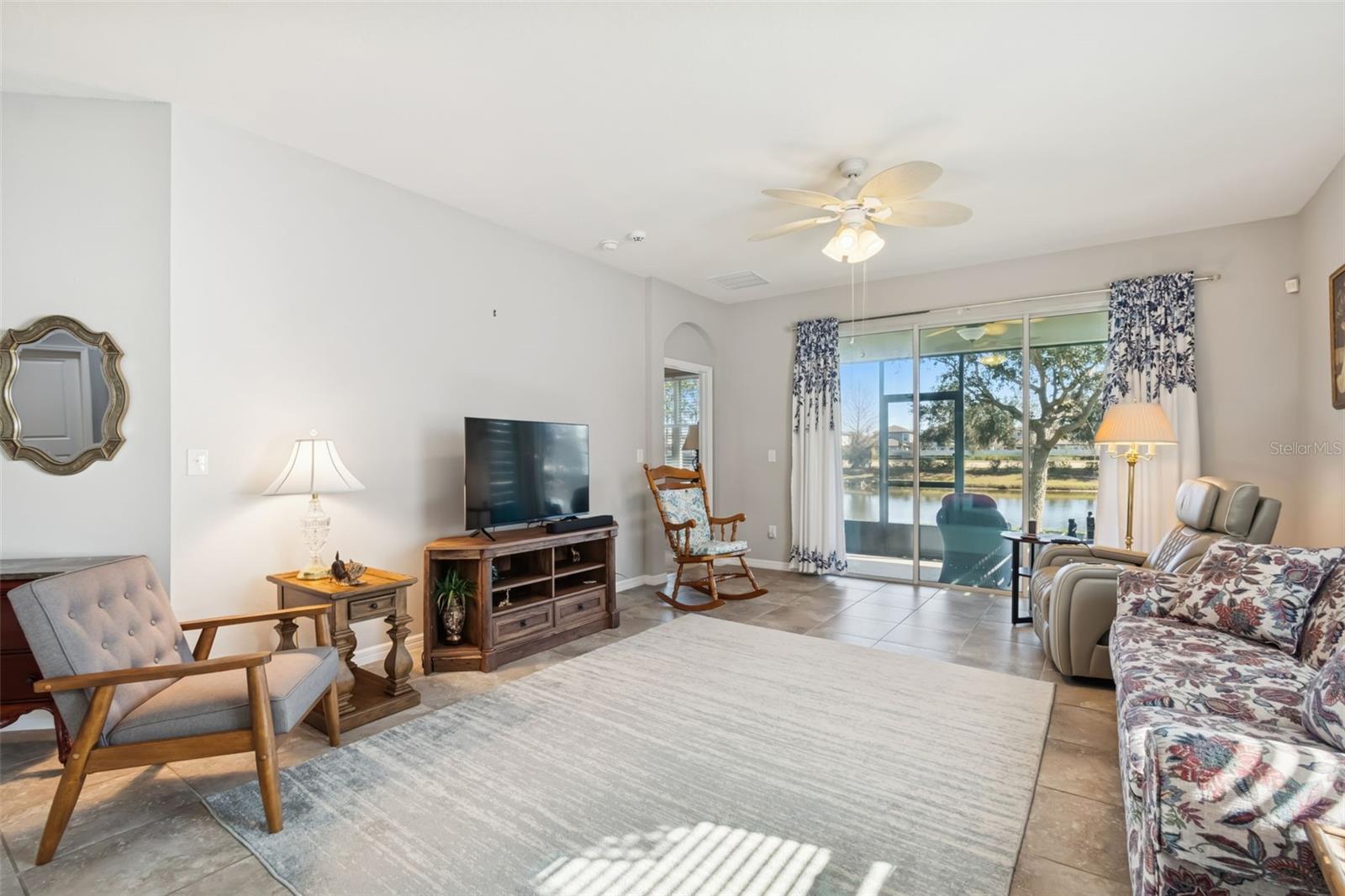 Image 10 of 47 For 7852 Timberview Loop