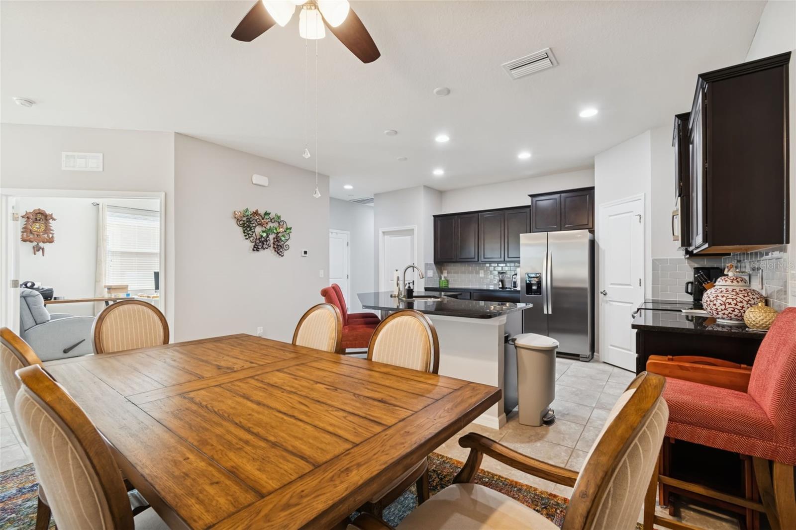 Image 14 of 47 For 7852 Timberview Loop