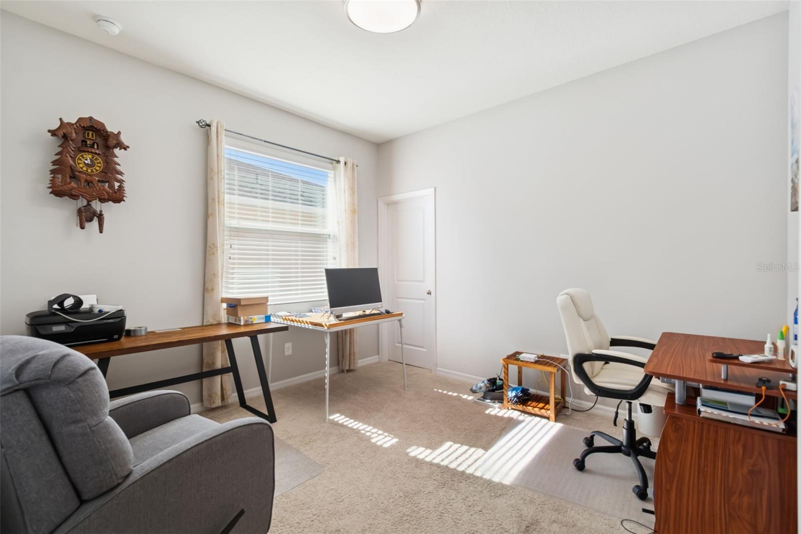 Image 9 of 47 For 7852 Timberview Loop