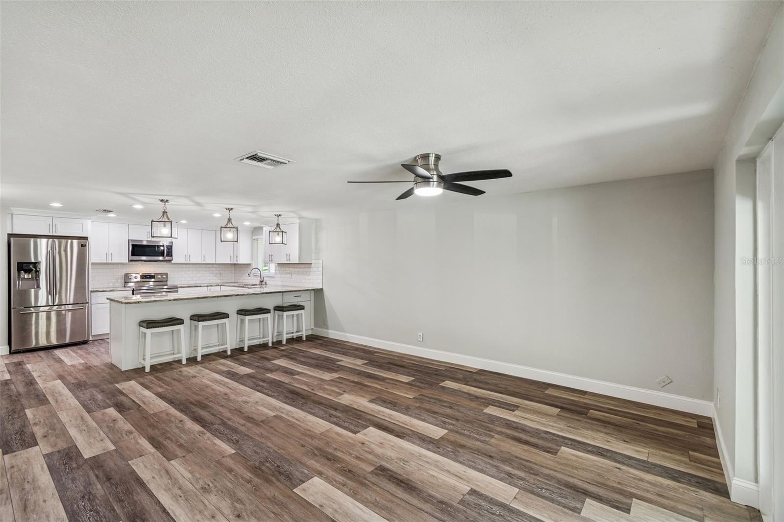 Image 14 of 37 For 10909 Candy Lane