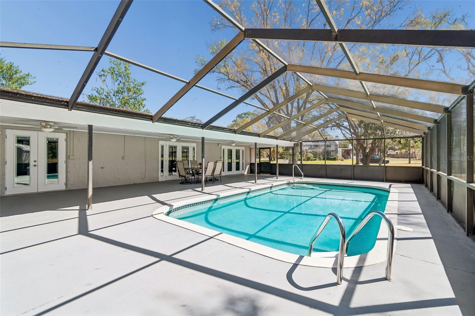 Image 23 of 37 For 10909 Candy Lane