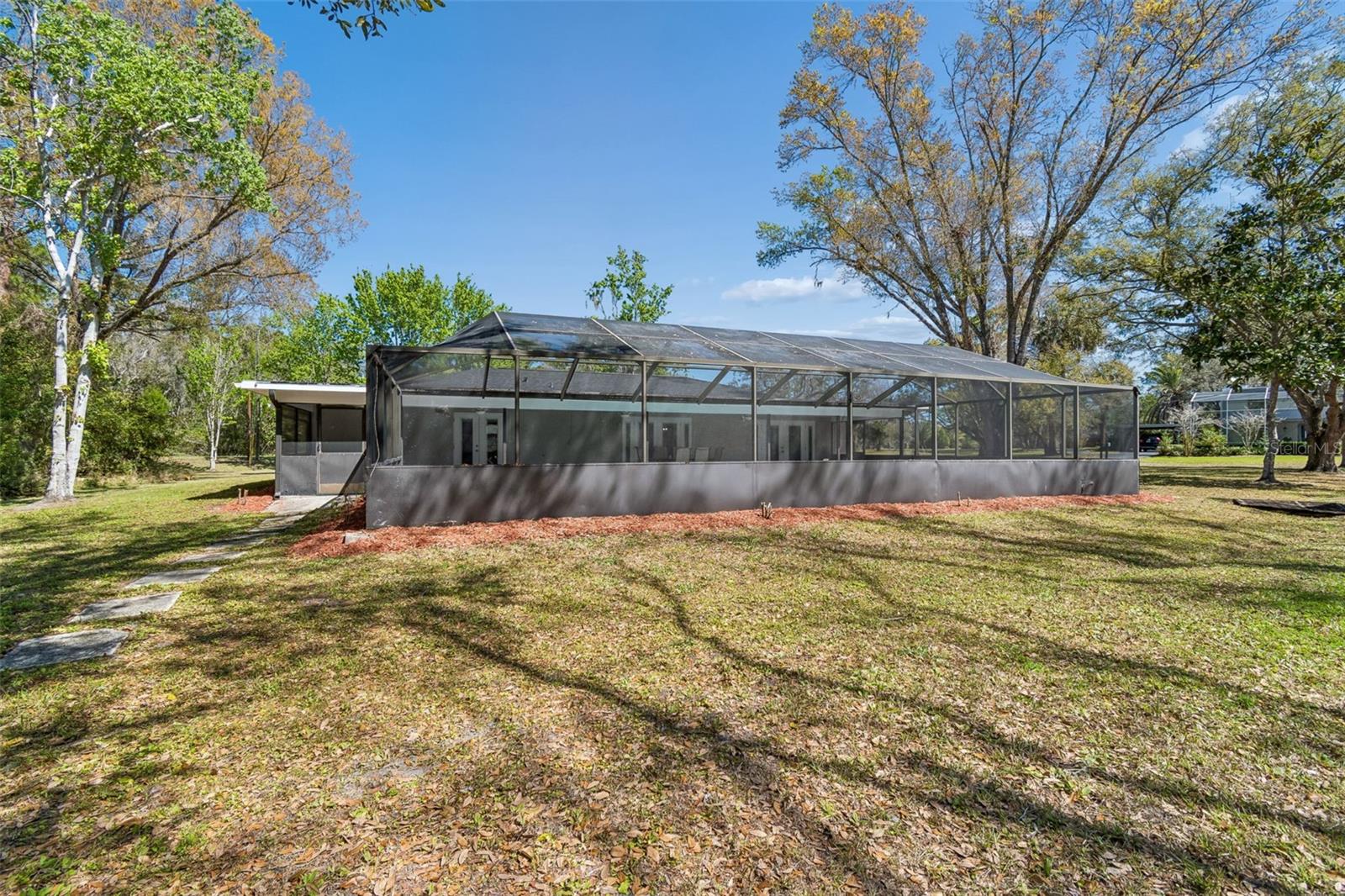 Image 31 of 37 For 10909 Candy Lane