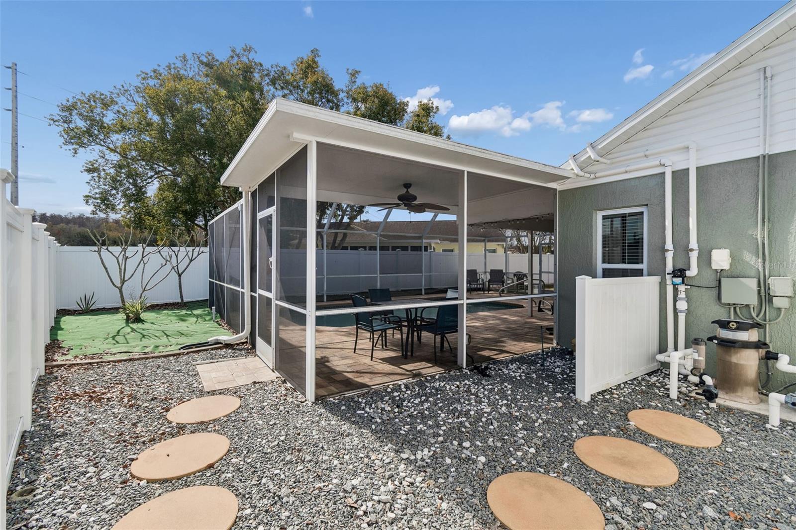 Image 29 of 36 For 8518 Yearling Lane