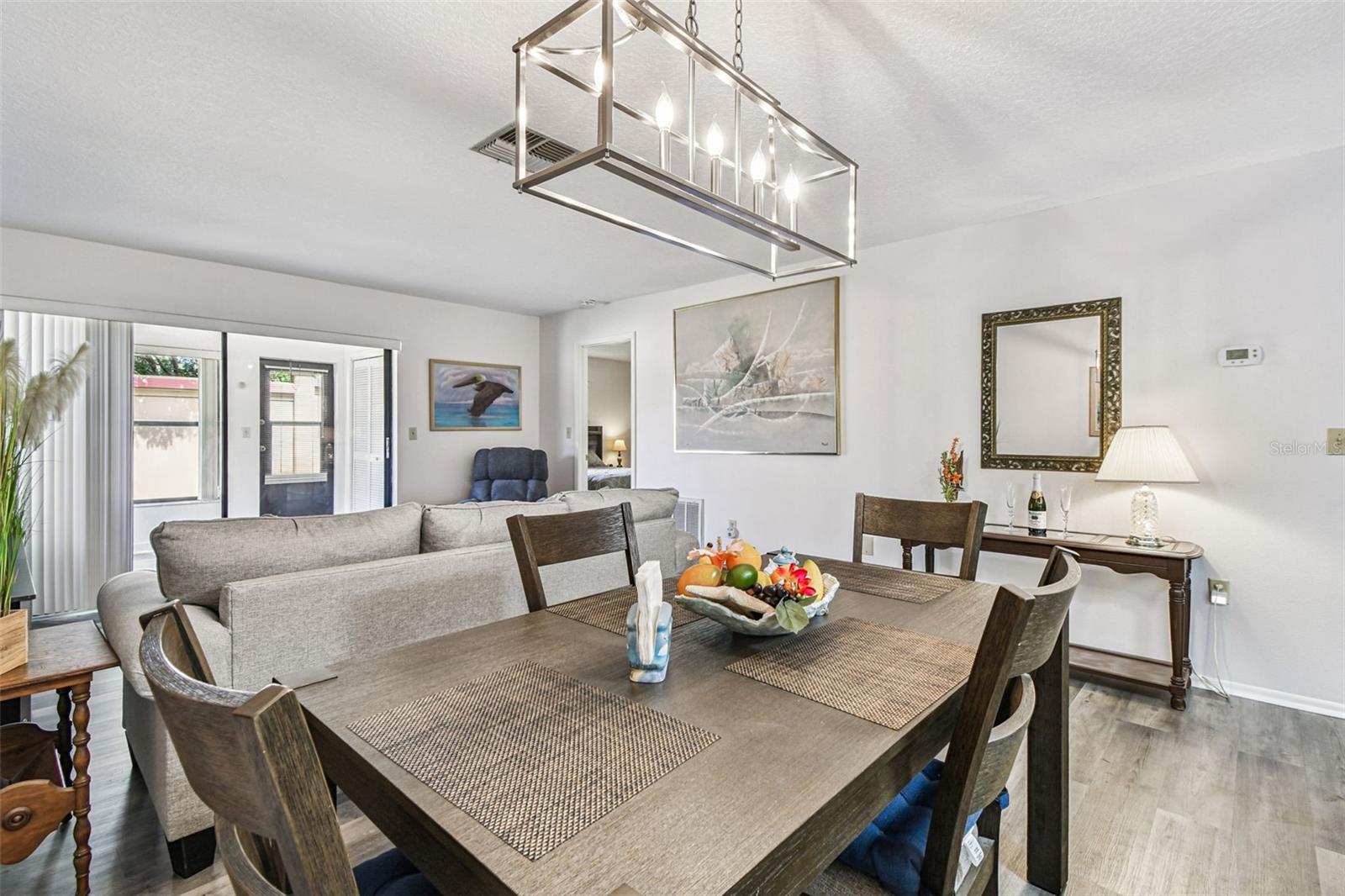 Image 20 of 100 For 7433 Greystone Drive 7433