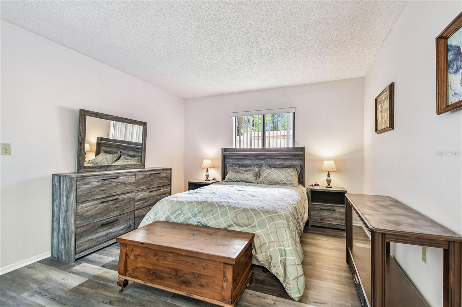 Image 28 of 100 For 7433 Greystone Drive 7433