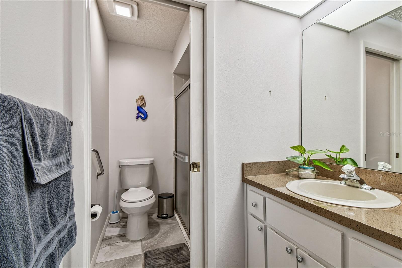 Image 32 of 100 For 7433 Greystone Drive 7433