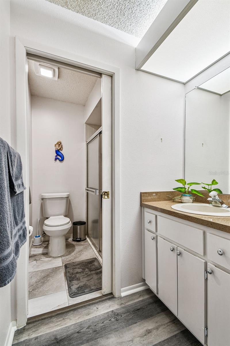 Image 33 of 100 For 7433 Greystone Drive 7433