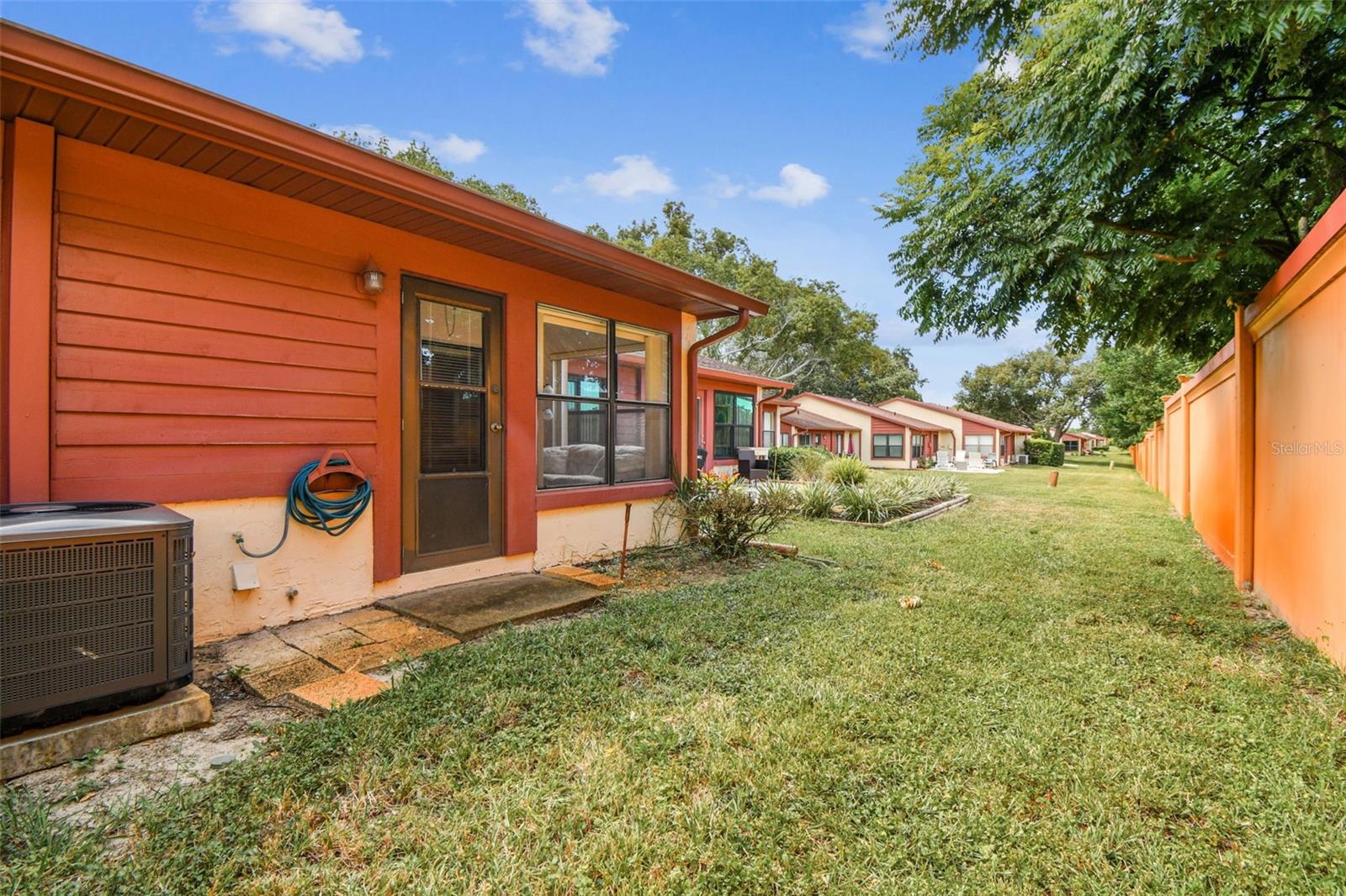 Image 49 of 100 For 7433 Greystone Drive 7433