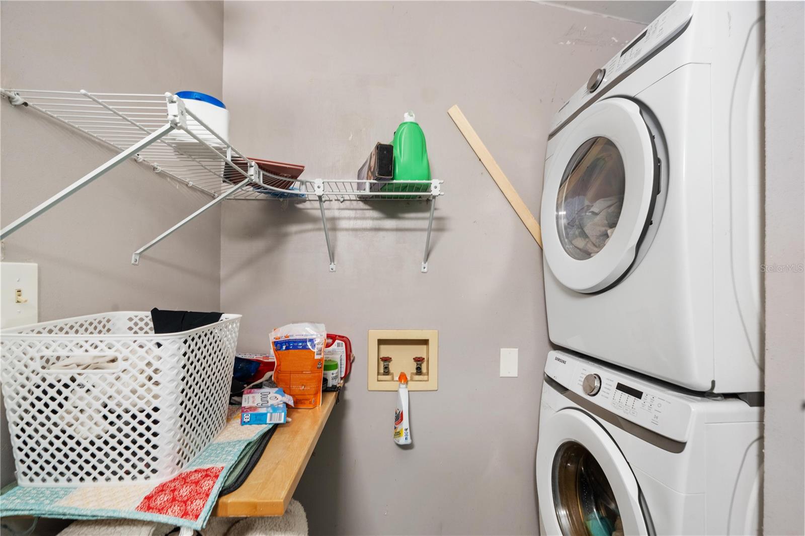 Listing photo id 15 for 8811 Marigold Drive