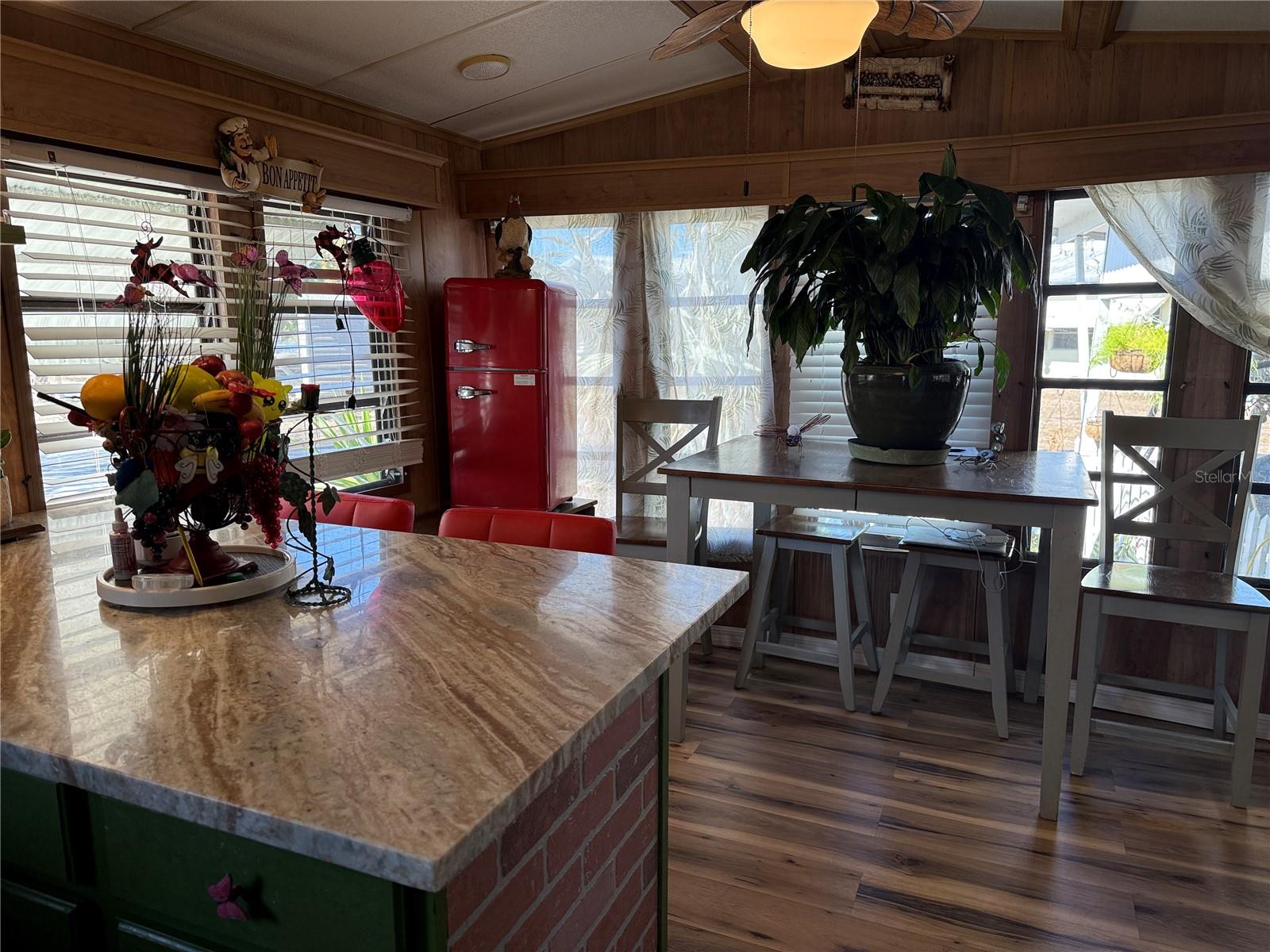 Image 9 of 27 For 9408 Cougar Drive