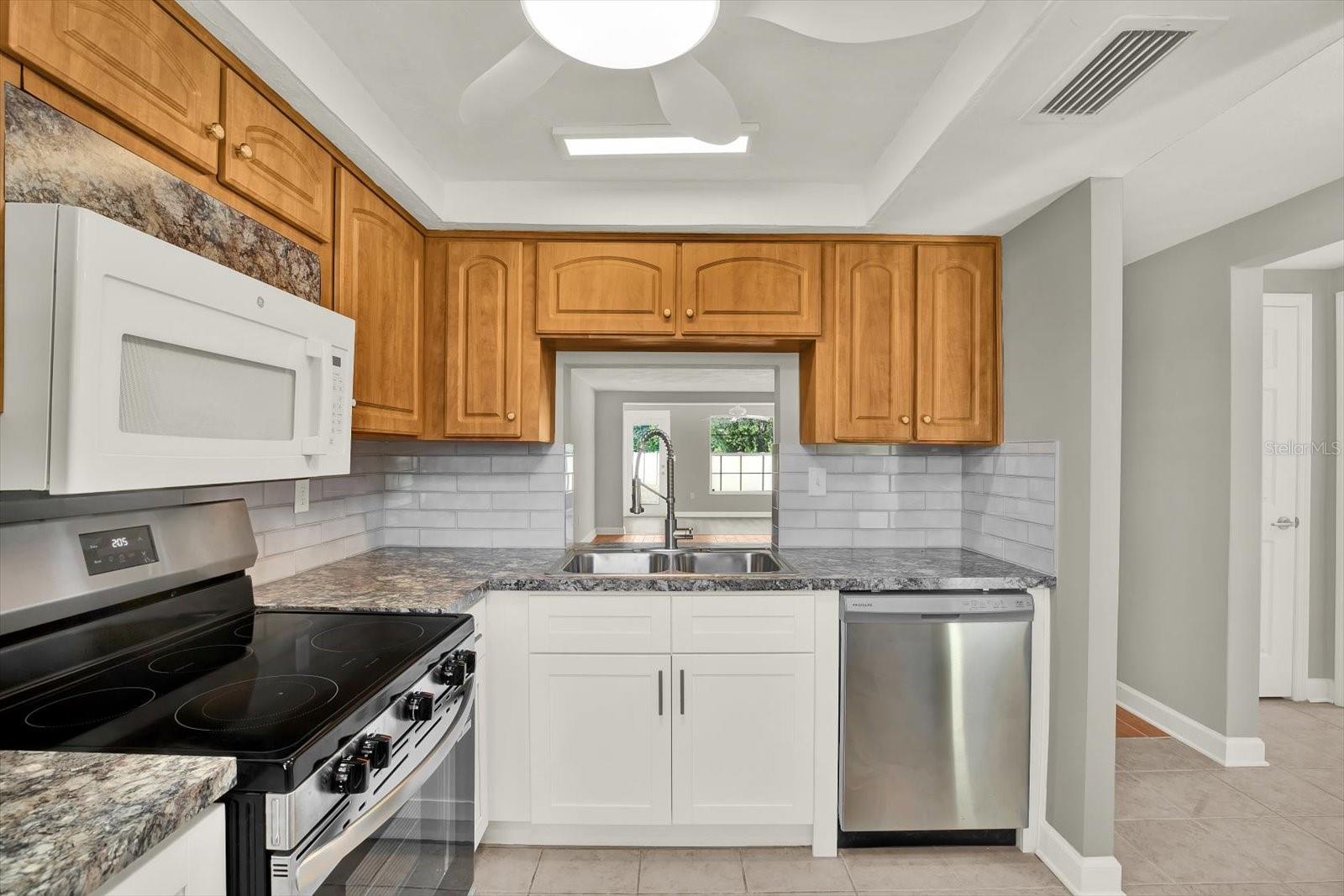 Image 5 of 27 For 4455 Rustic Drive