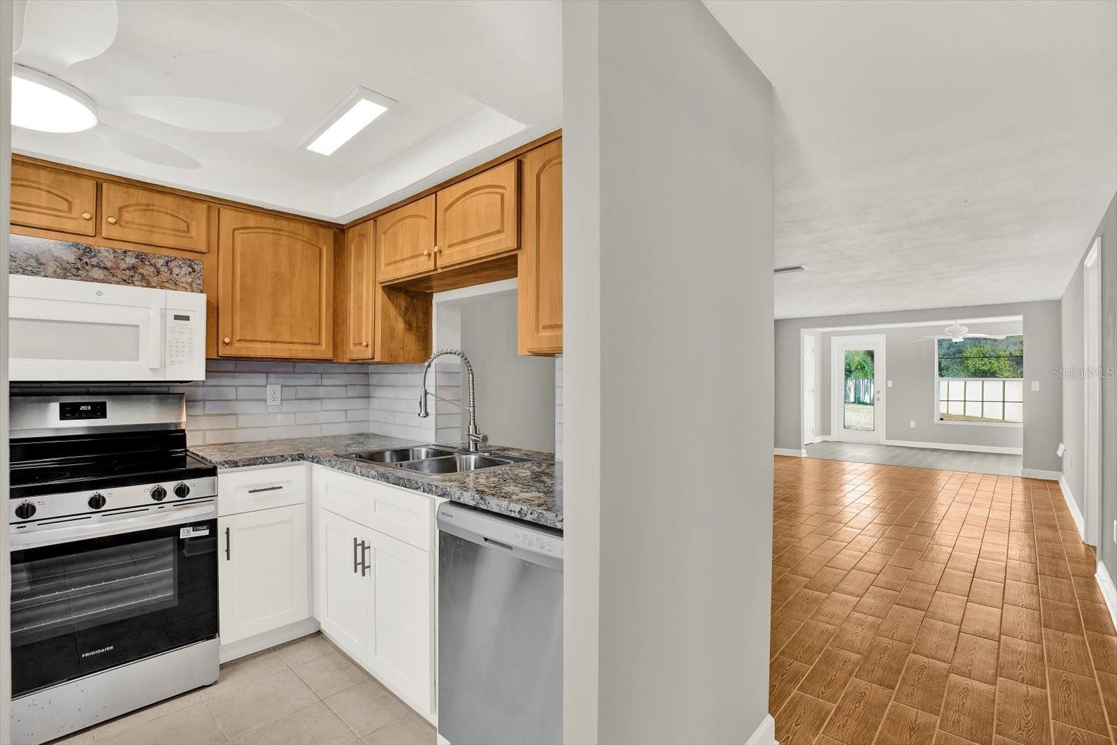 Image 7 of 27 For 4455 Rustic Drive