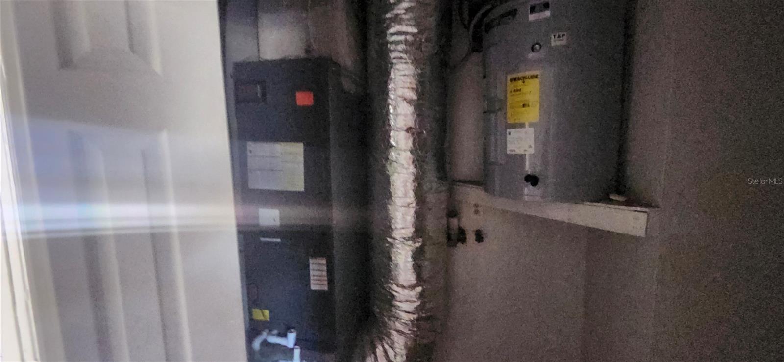 Listing photo id 40 for 4839 Billy Direct Lane