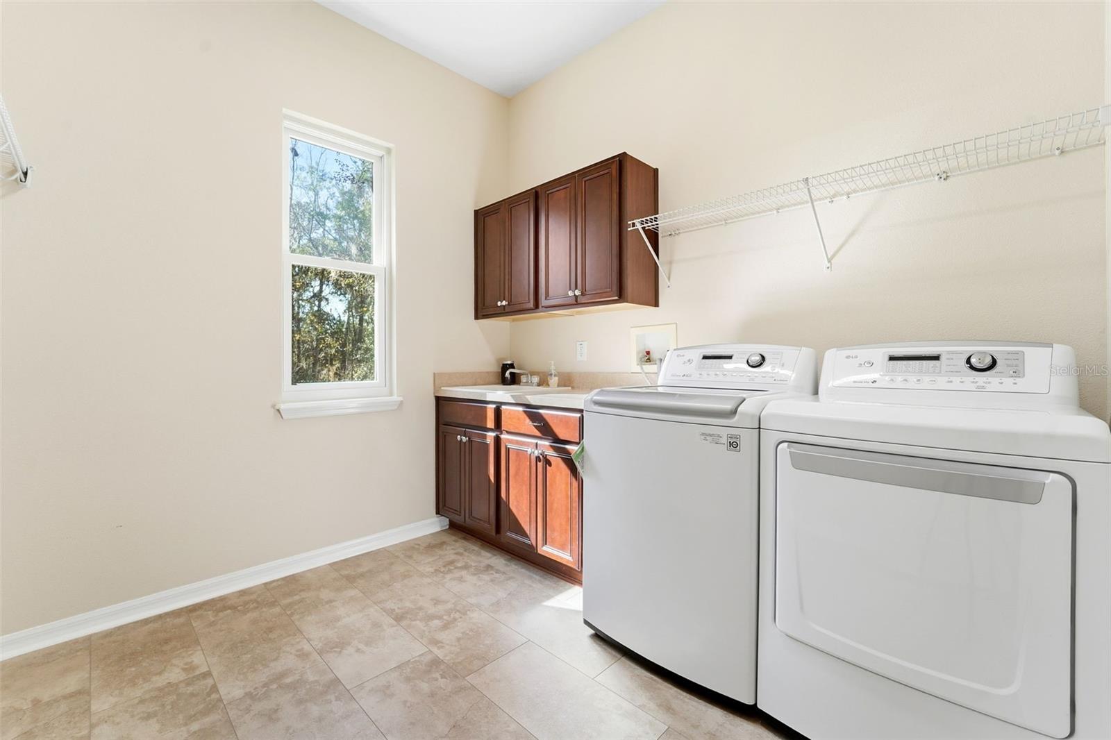 Image 30 of 44 For 19546 Mossy Oak Court