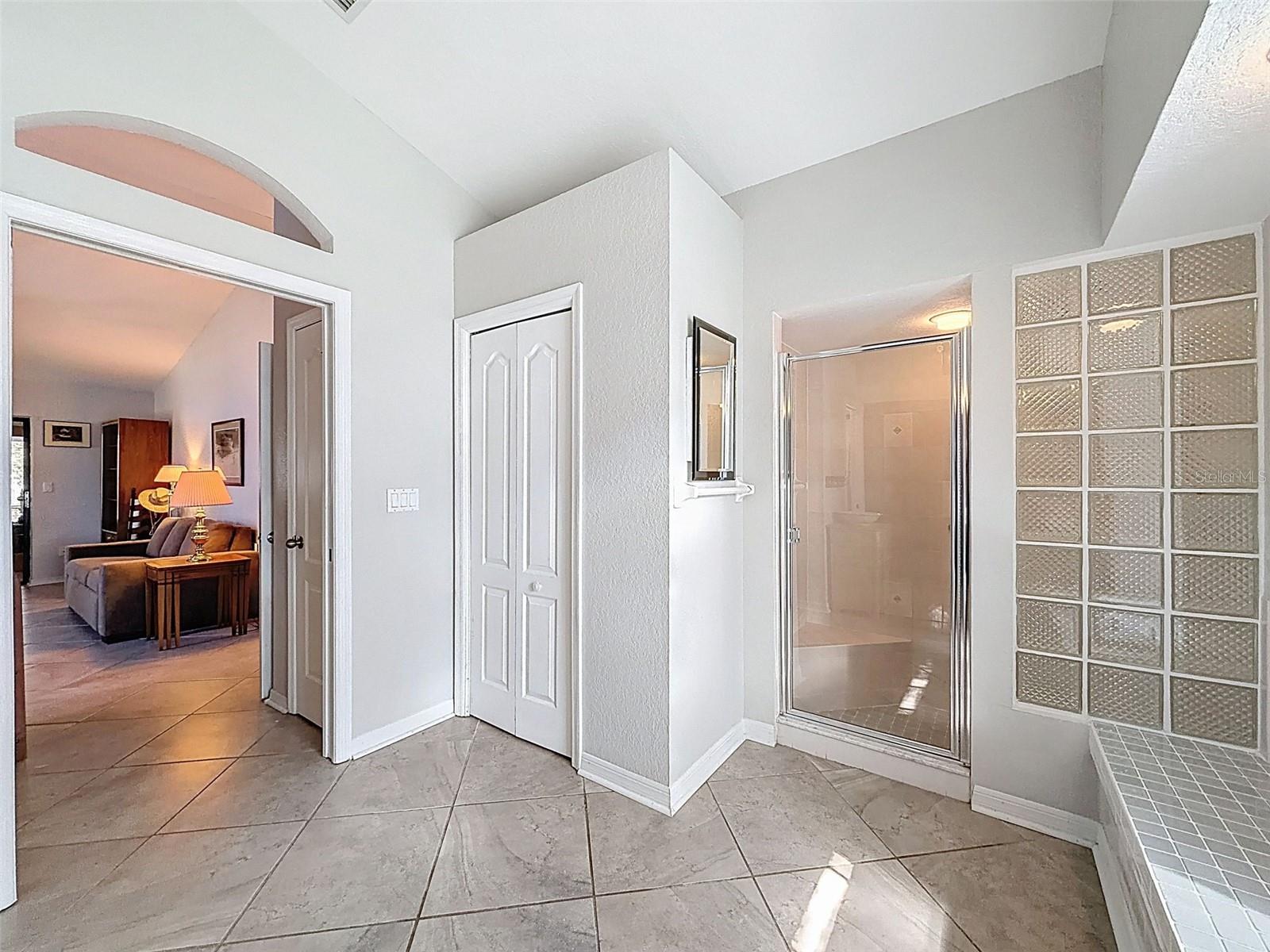 Image 16 of 39 For 12923 Oak Nut Street