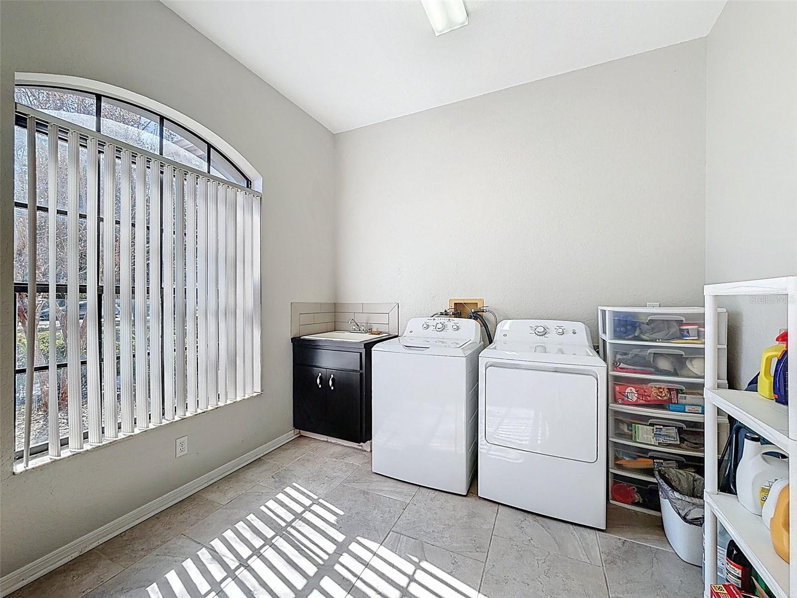 Image 17 of 39 For 12923 Oak Nut Street