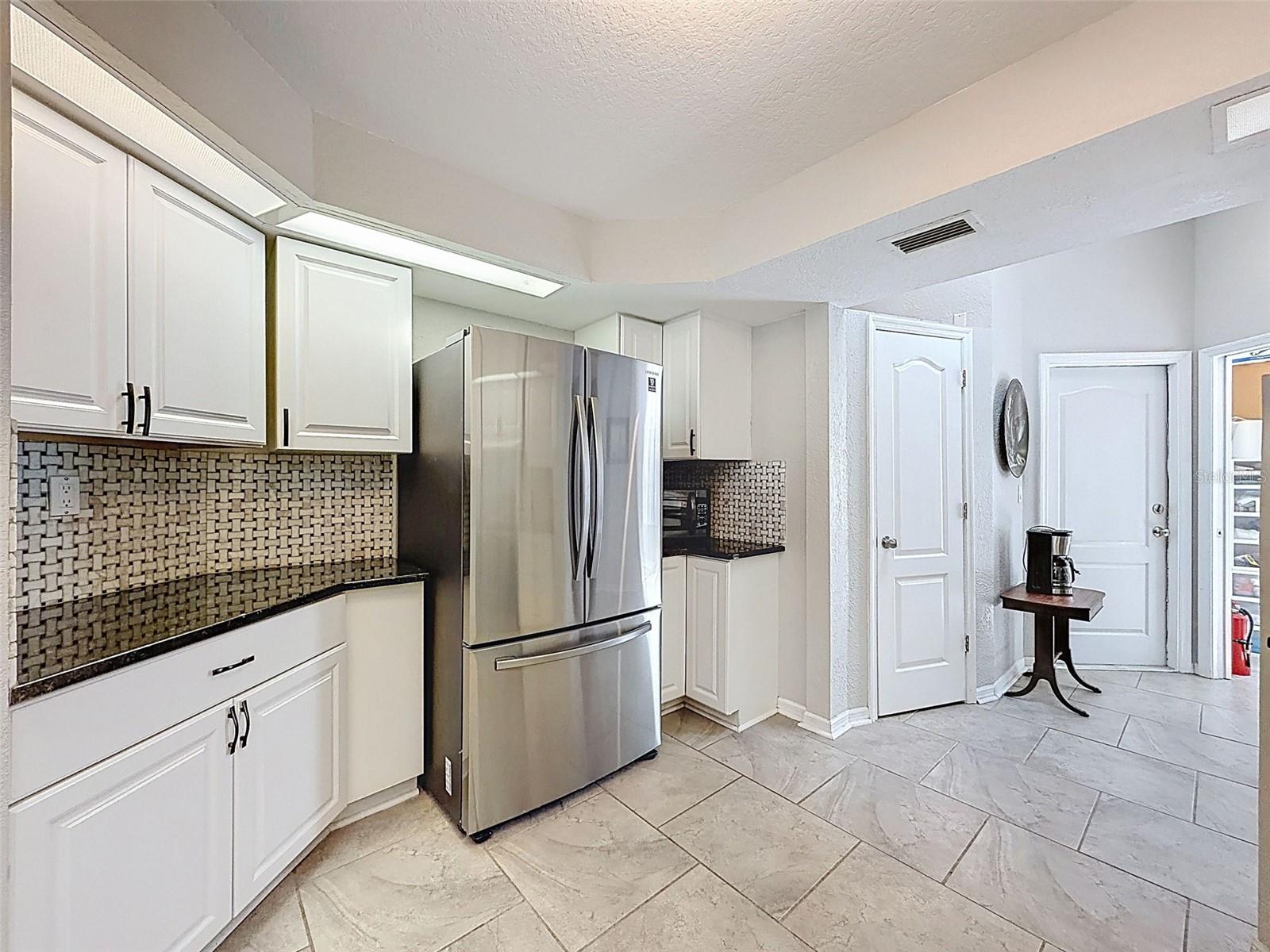 Image 4 of 39 For 12923 Oak Nut Street