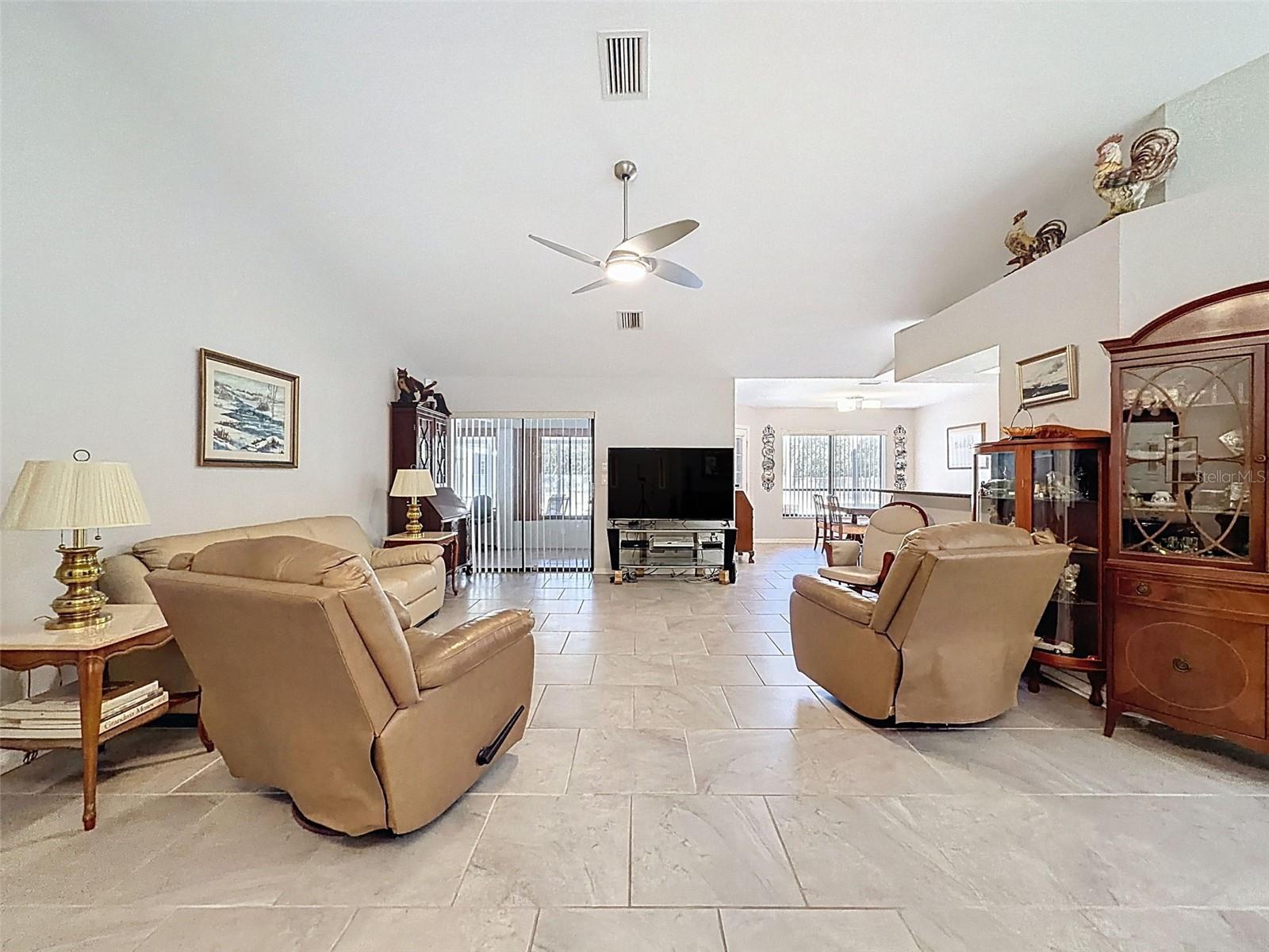 Image 7 of 39 For 12923 Oak Nut Street