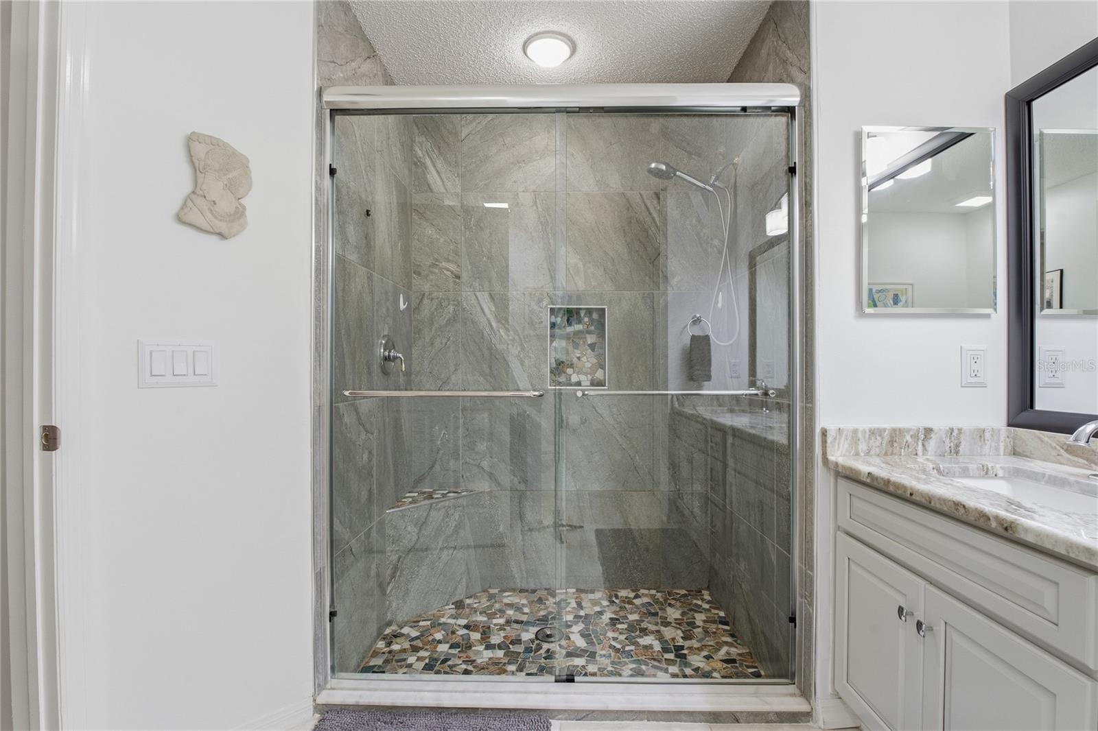 Image 23 of 67 For 1133 Sweet Jasmine Drive