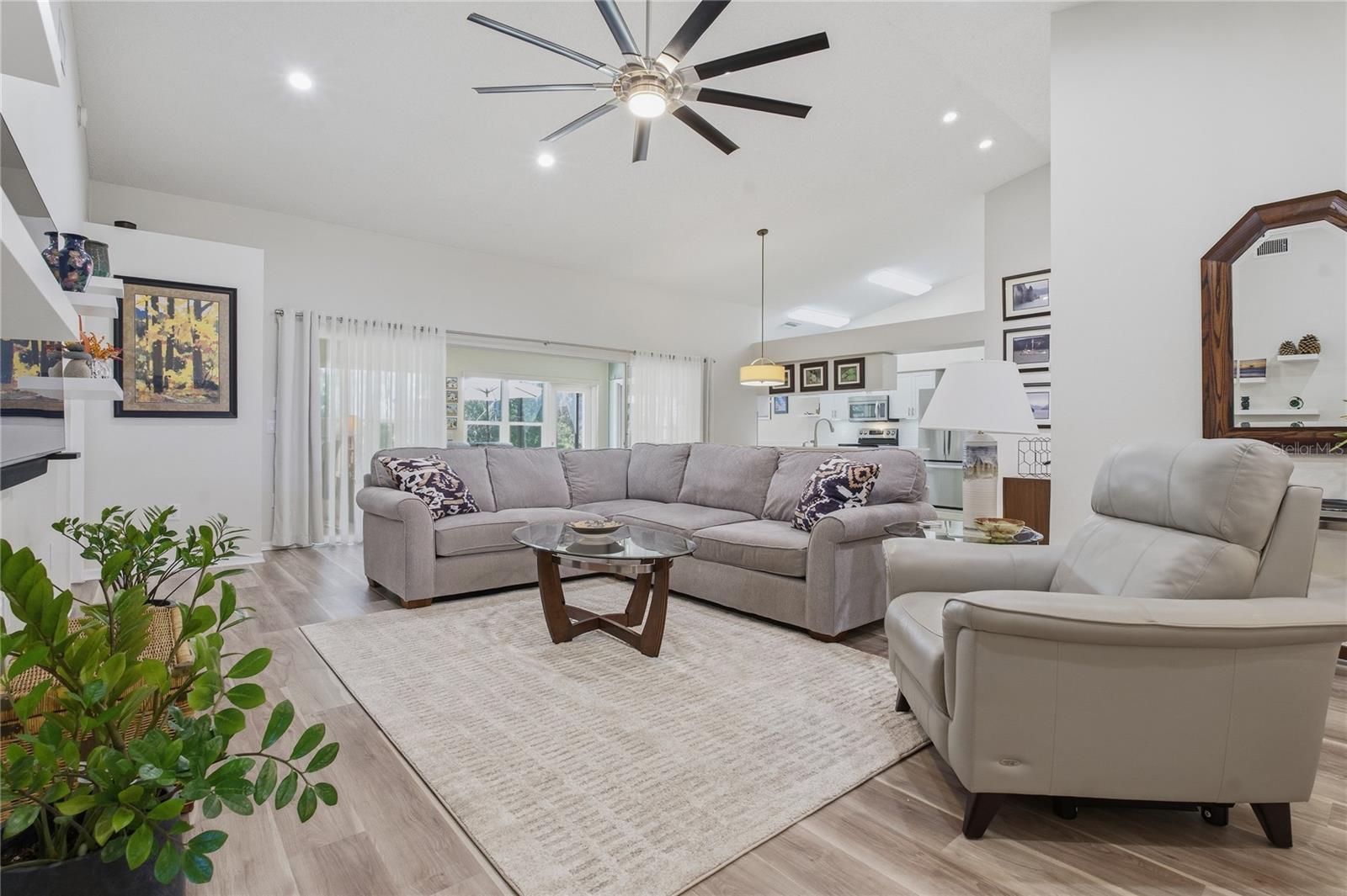 Image 6 of 67 For 1133 Sweet Jasmine Drive