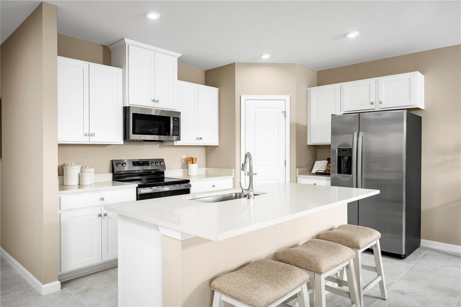 Image 5 of 13 For 512 171st Street E