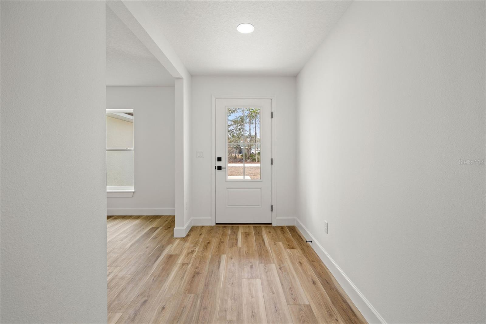 Listing photo id 9 for 14586 Mocking Wren Road