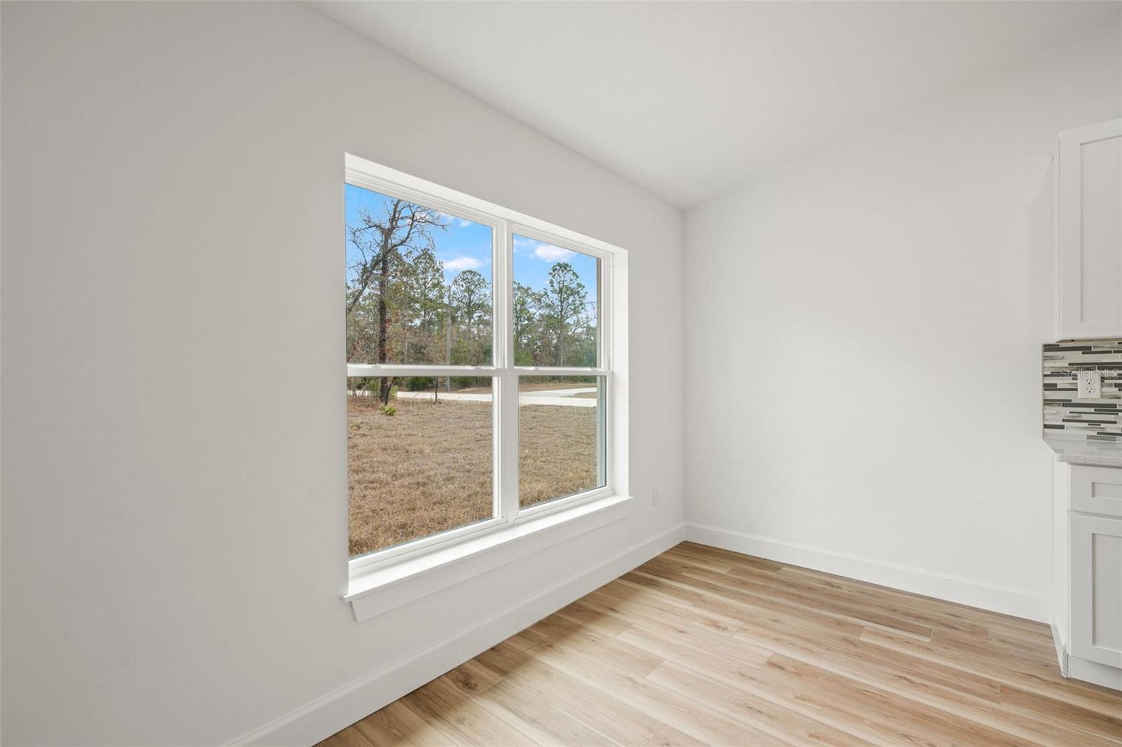 Listing photo id 30 for 14586 Mocking Wren Road