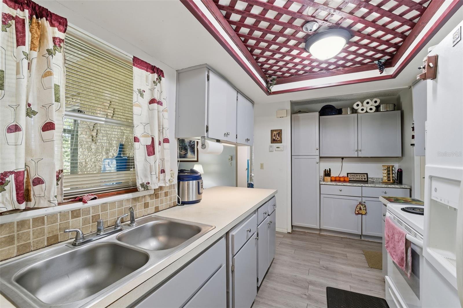 Image 11 of 64 For 8035 Gleneagle Drive