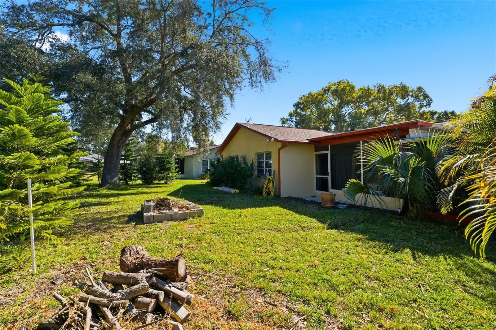 Image 27 of 64 For 8035 Gleneagle Drive