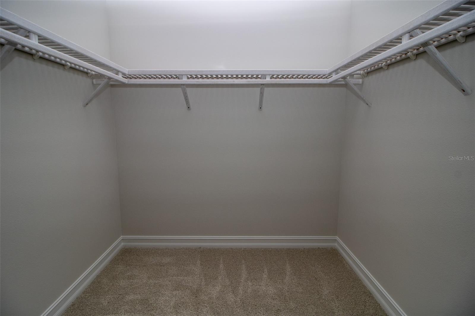 Image 27 of 55 For 3970 Southern Valley Loop