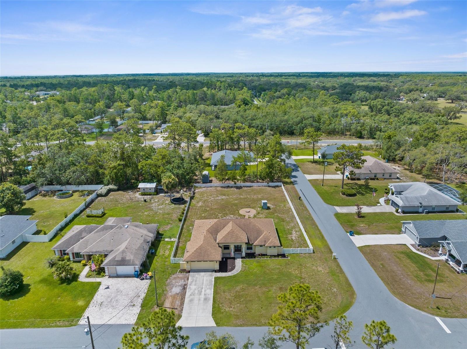 Listing photo id 22 for 12026 Penguin Avenue