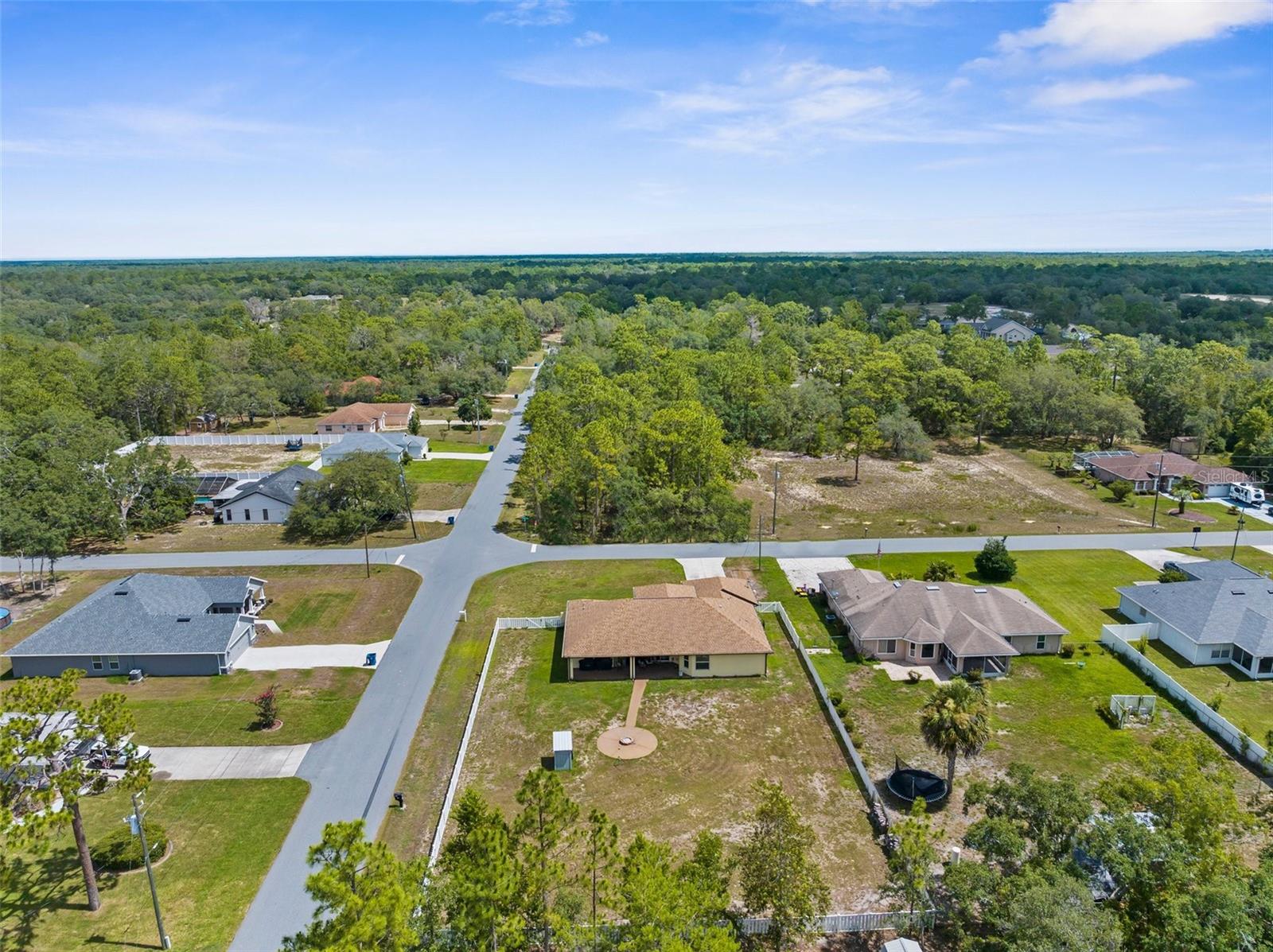 Listing photo id 28 for 12026 Penguin Avenue