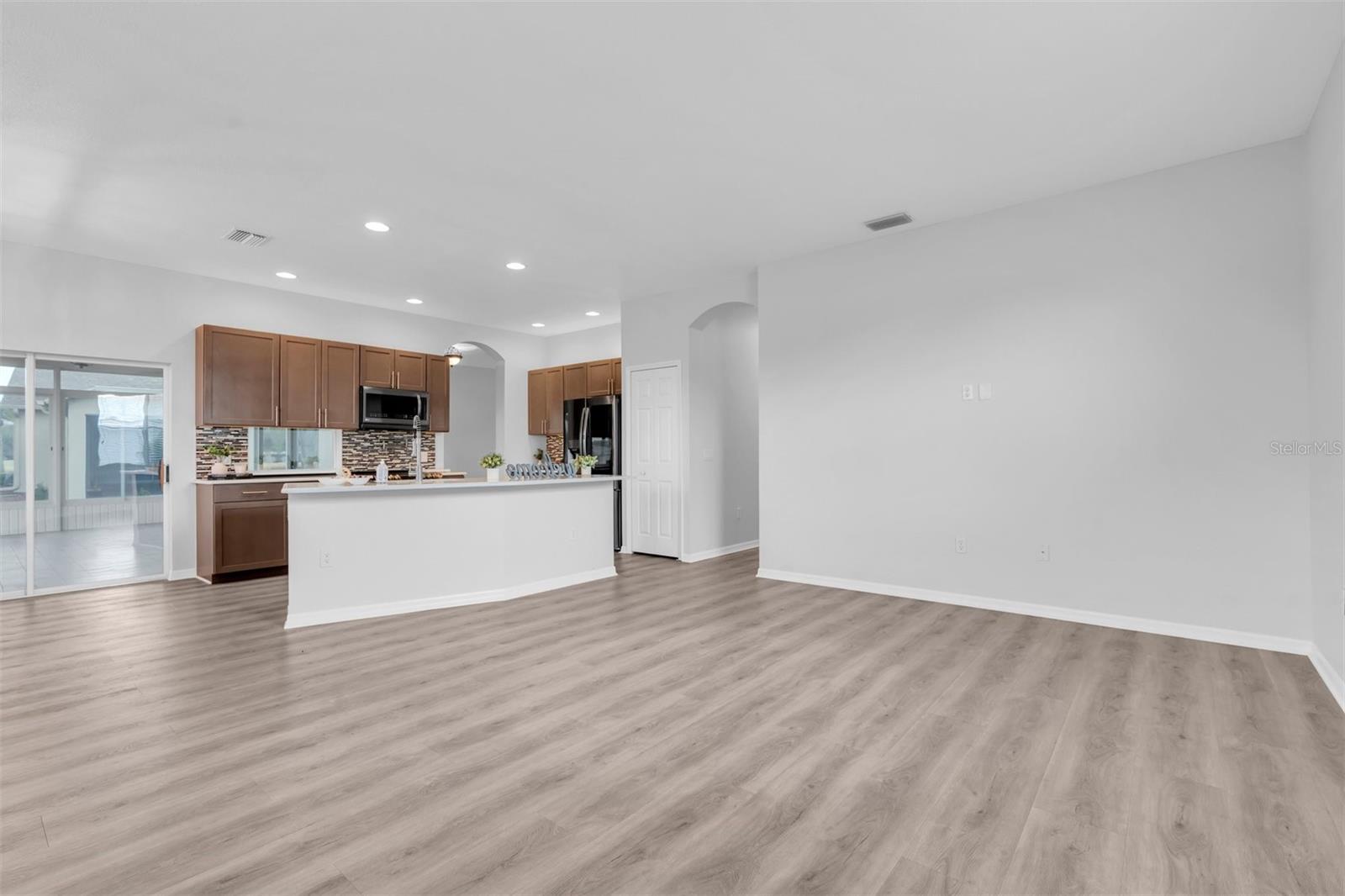 Image 16 of 42 For 11429 Hidden Cove Ct.