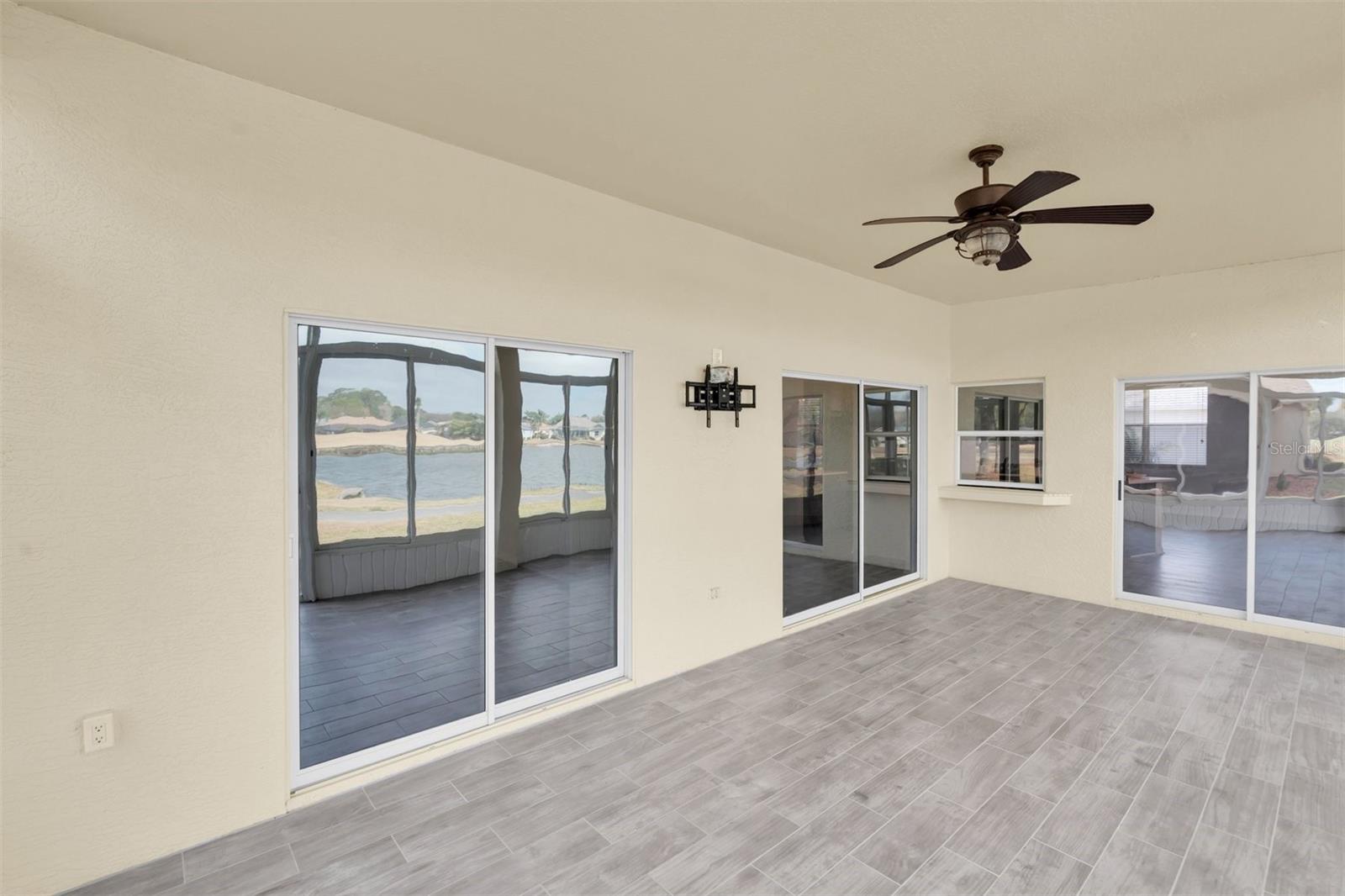 Image 29 of 42 For 11429 Hidden Cove Ct.