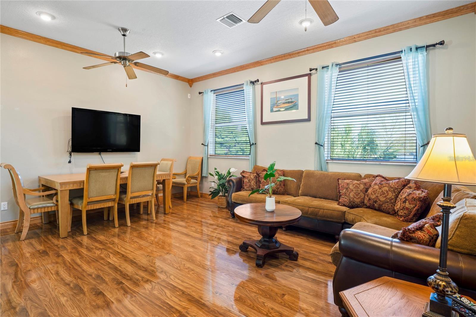 Image 10 of 47 For 6131 Central Avenue