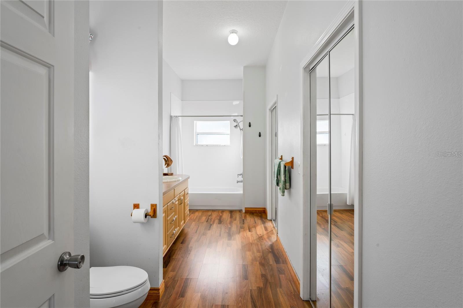 Image 20 of 47 For 6131 Central Avenue