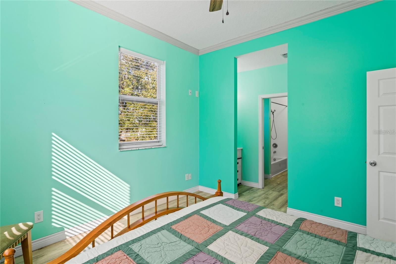 Image 26 of 47 For 6131 Central Avenue