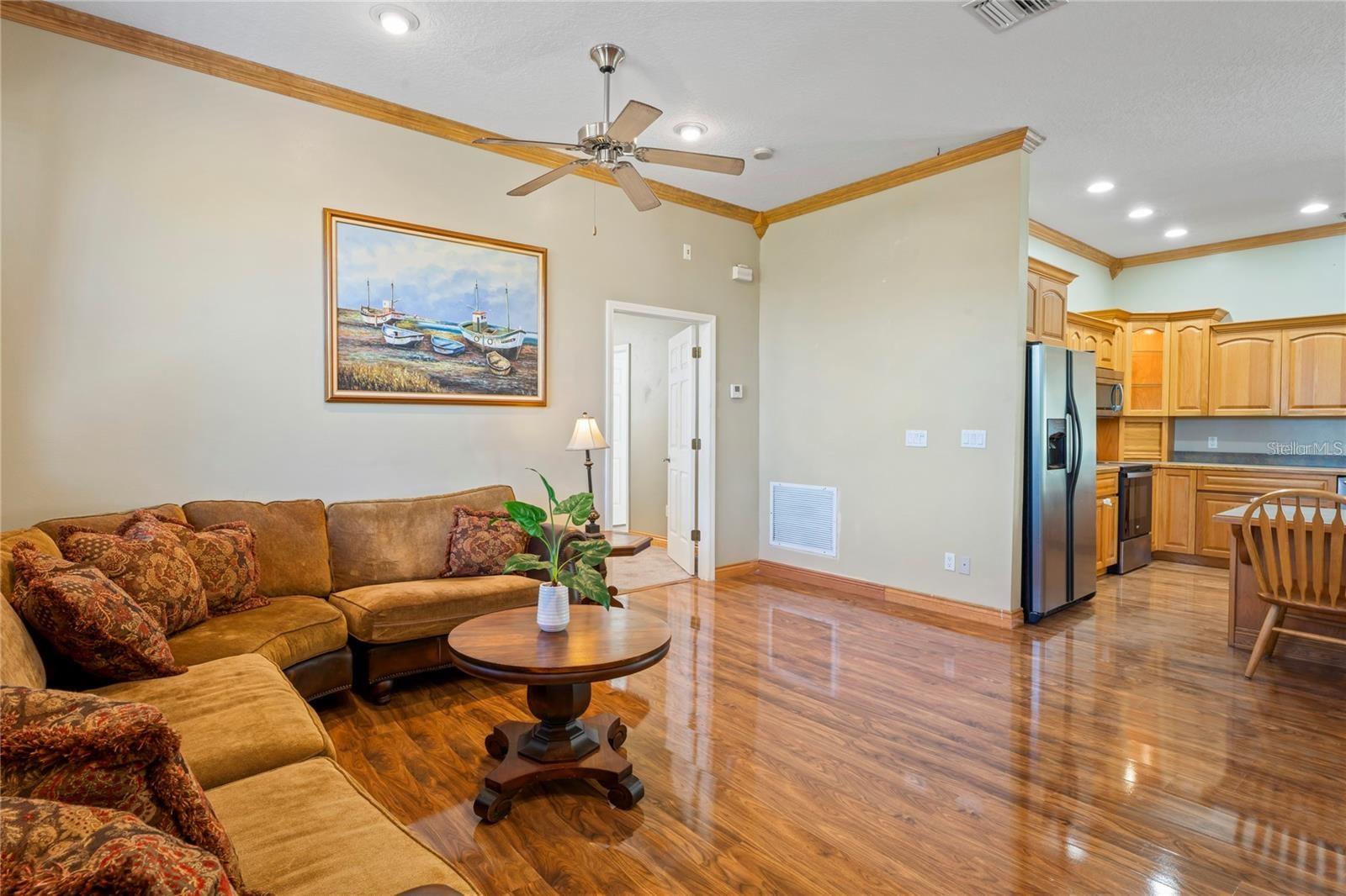 Image 9 of 47 For 6131 Central Avenue