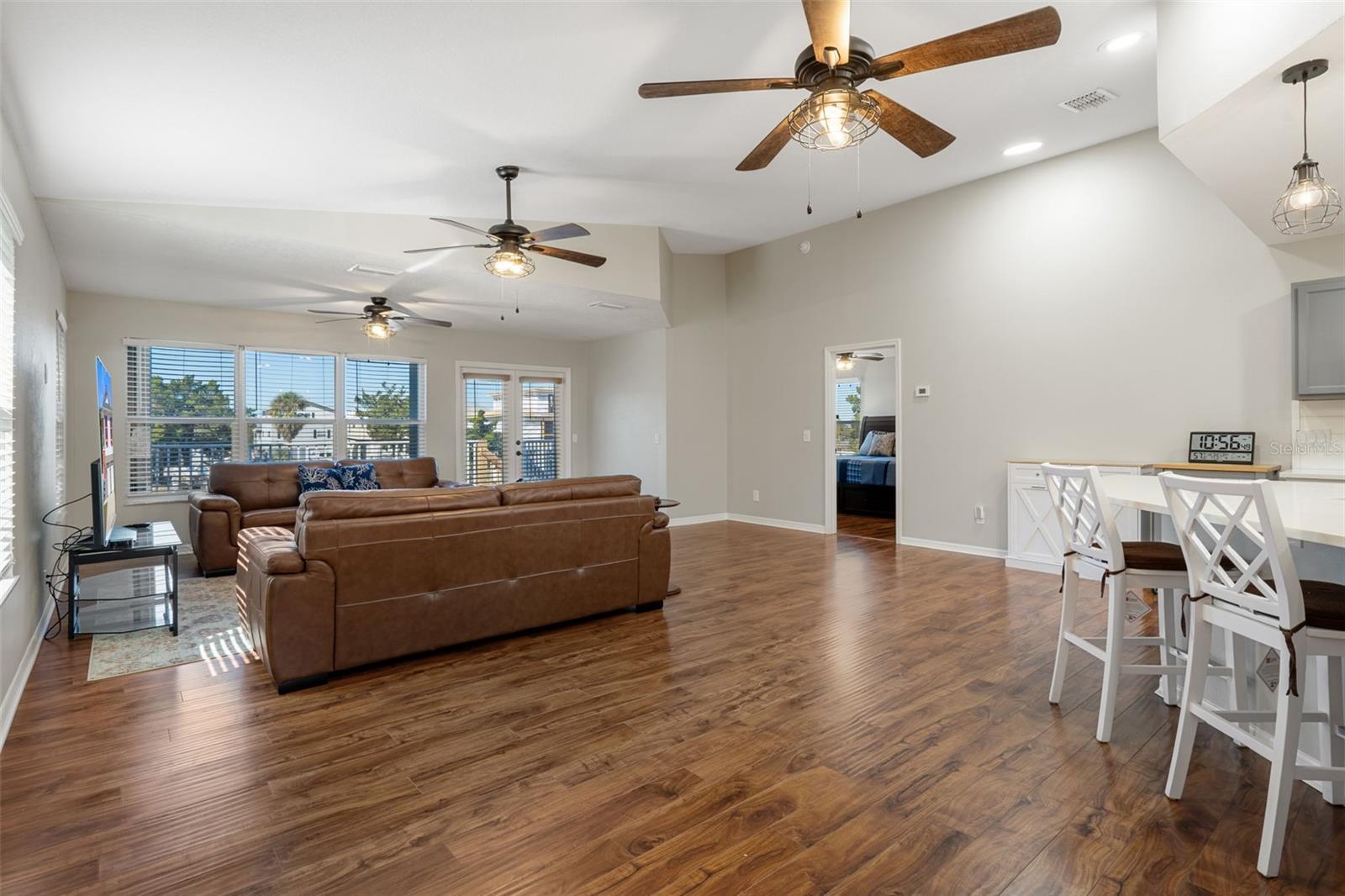 Image 16 of 79 For 3209 Rose Arbor Drive